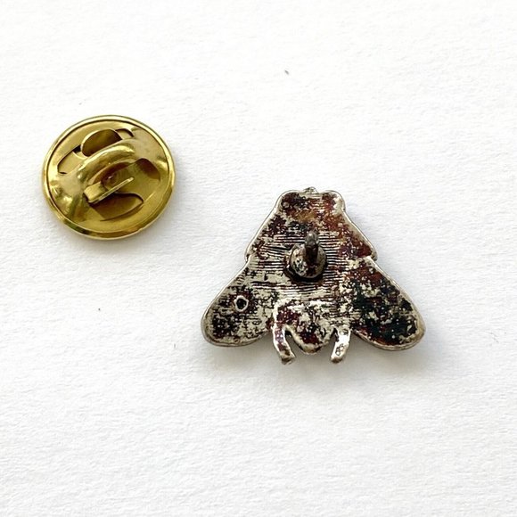 Vintage Bee Fly Bug Green Rhinestone Silver Tone Pinback Lapel Lanyard Hat Pin - Picture 5 of 6